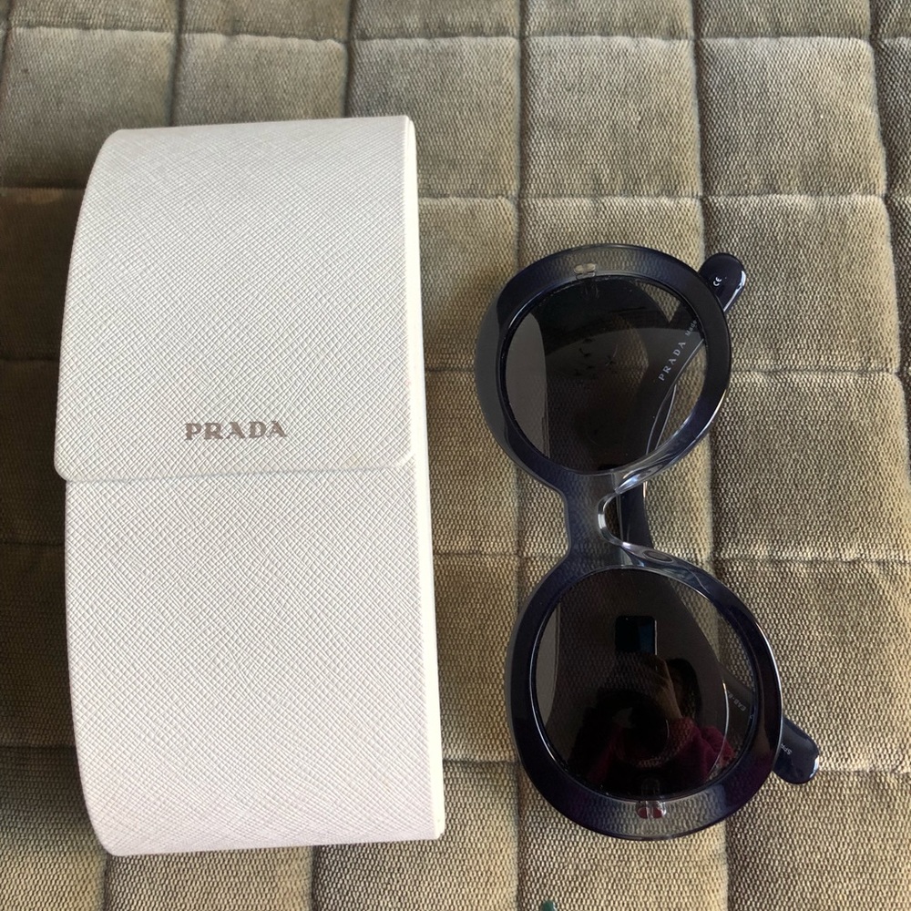 Prada round sunglasses in Dark Blue